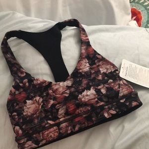 Lululemon Break Free sports bra